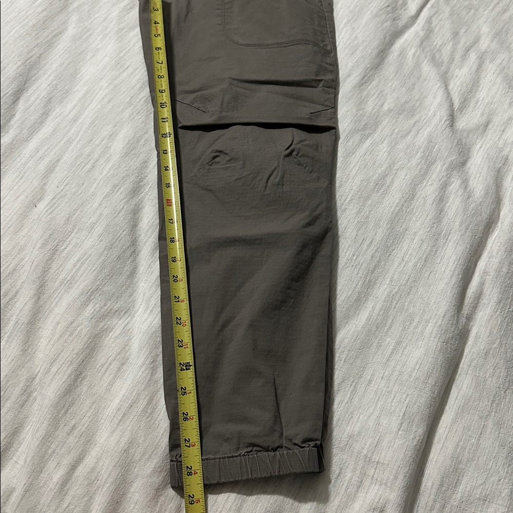 Vuori Ripstop Traveler pants - Picture 8 of 8